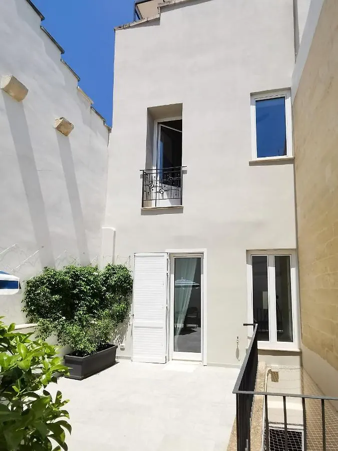 Palazzo Charlie Bed & Breakfast Lecce 0*,