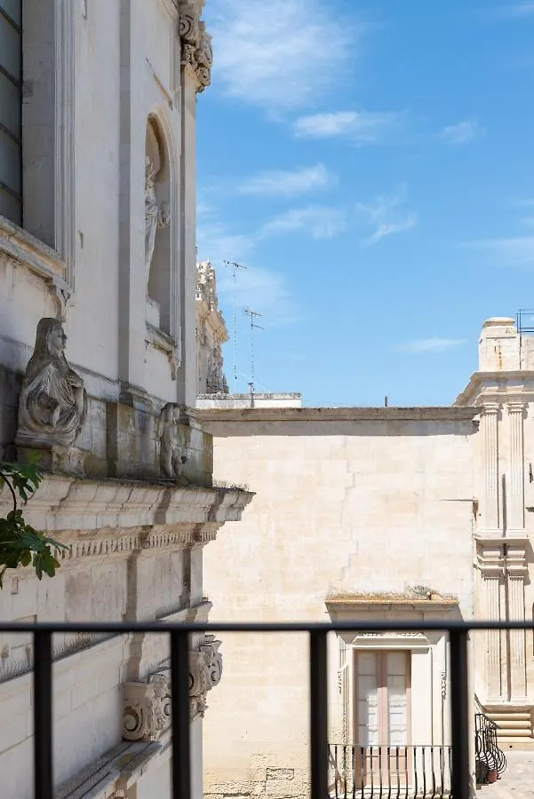 Bed and Breakfast Palazzo Charlie Lecce