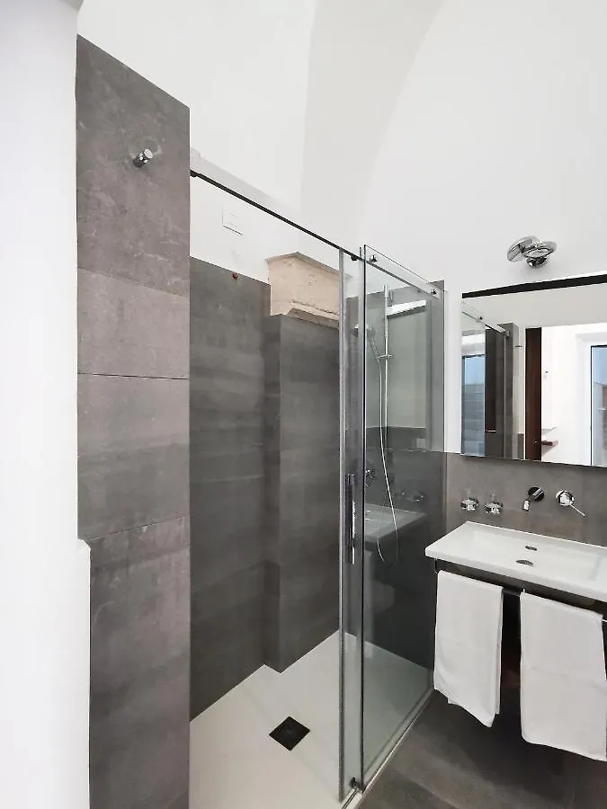 Bed and Breakfast Palazzo Charlie Lecce