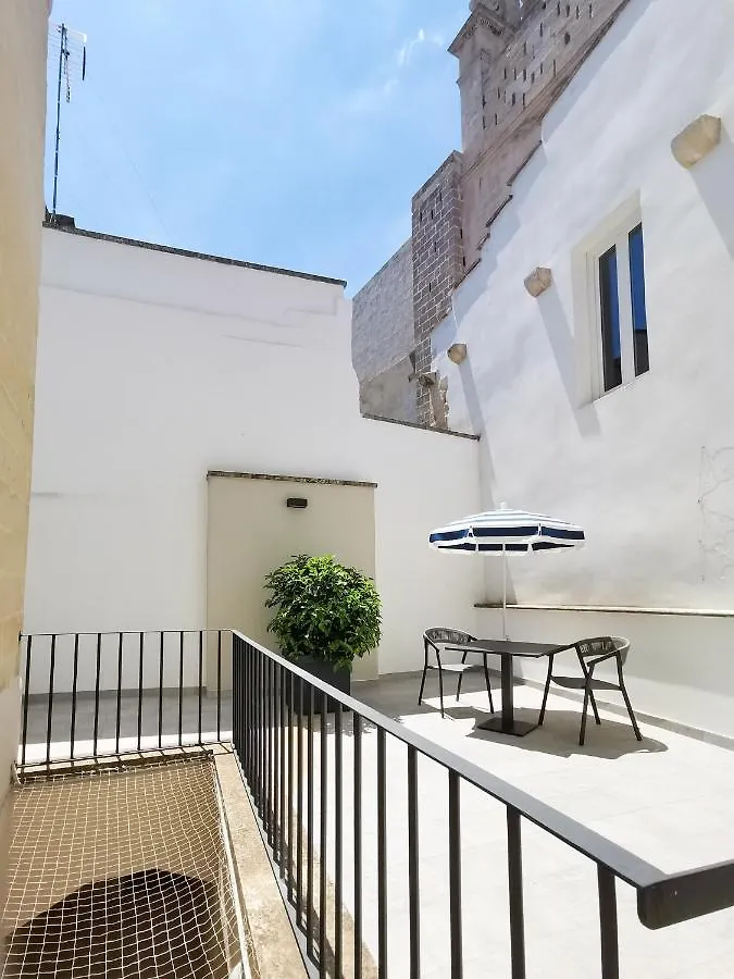Bed and Breakfast Palazzo Charlie Lecce
